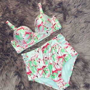 Cute & Sexy High Waisted plus size bikini 🦩